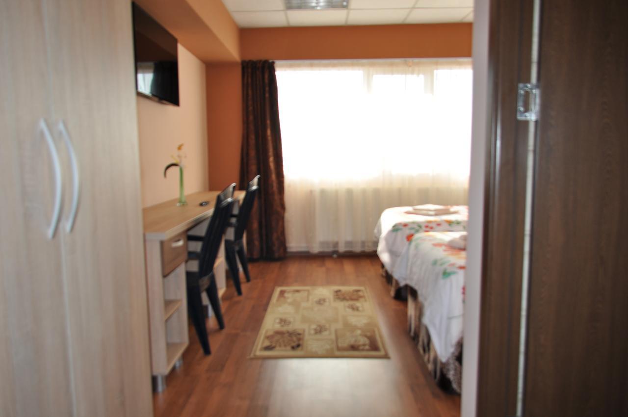 Casa Paul Hotel Galati  Ngoại thất bức ảnh