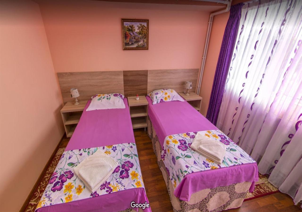 Casa Paul Hotel Galati  Ngoại thất bức ảnh